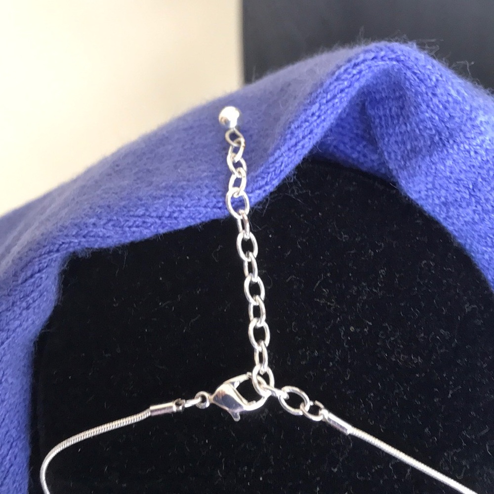 Necklace - Picture 2 of 3